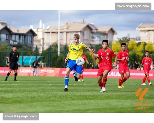 西甲精彩赛事全程直播，尽享足球盛宴每一刻